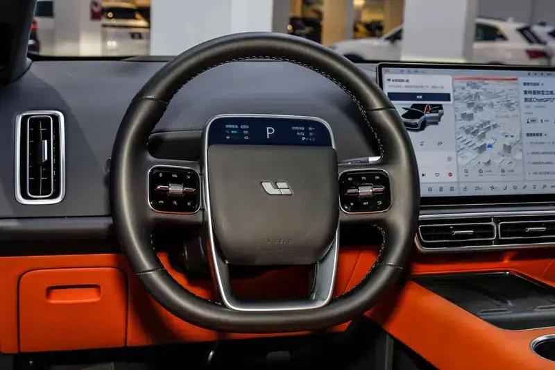 Li Auto L8 2025 Max Smart Renewal Edition — миниатюра 17