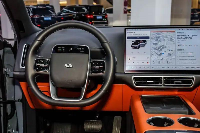 Li Auto L8 2025 Max Smart Renewal Edition — миниатюра 25