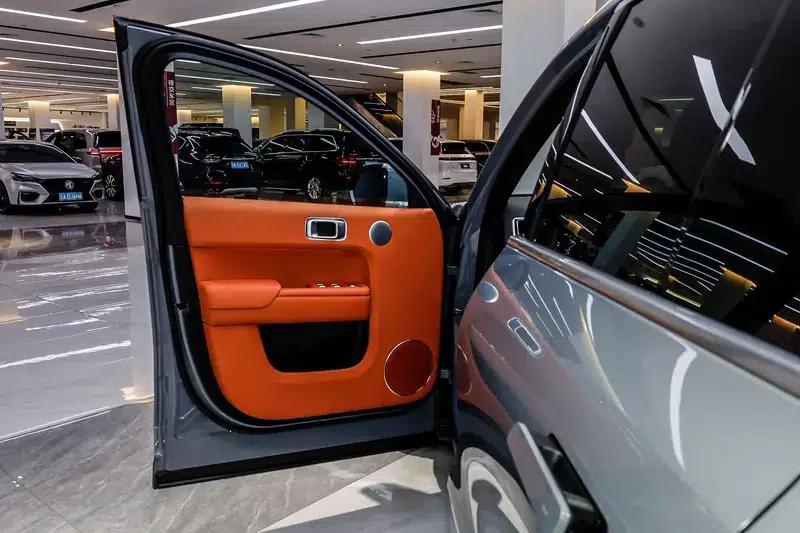 Li Auto L8 2025 Max Smart Renewal Edition — миниатюра 31