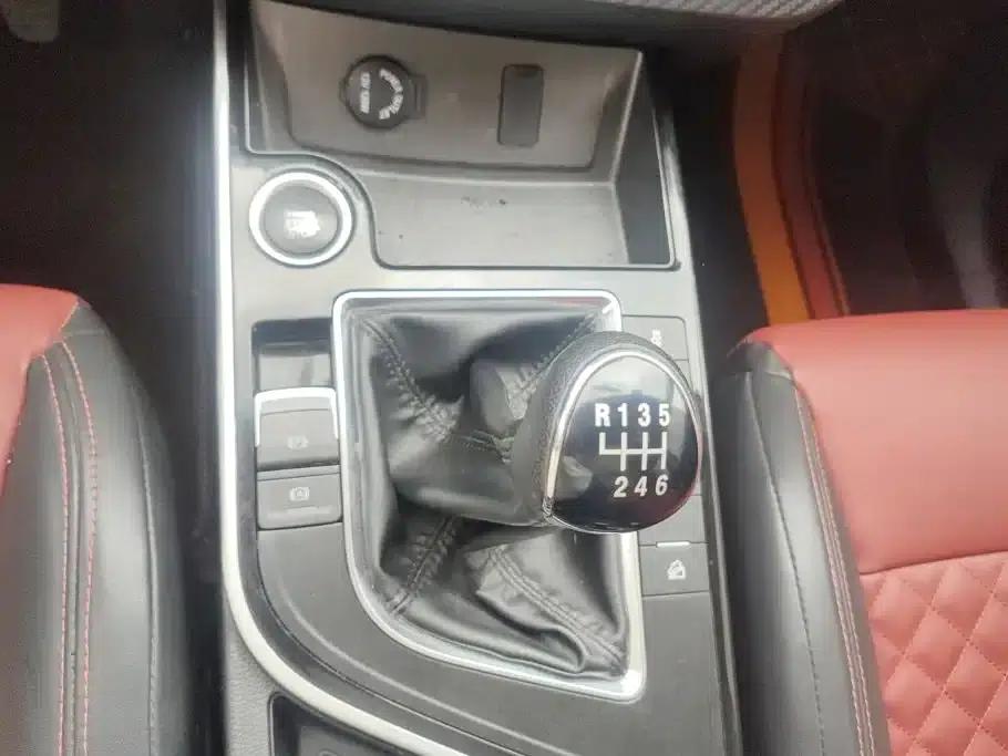 Fengxing T5L 2020 1.8T Manual Comfort 7-Seater National VI Emission Standard — миниатюра 16