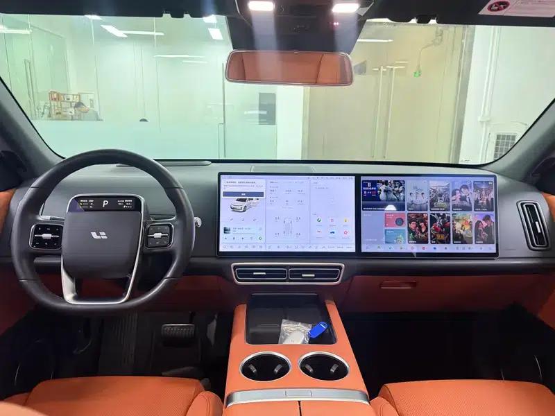 Li Auto L6 2024 Max Edition — миниатюра 11