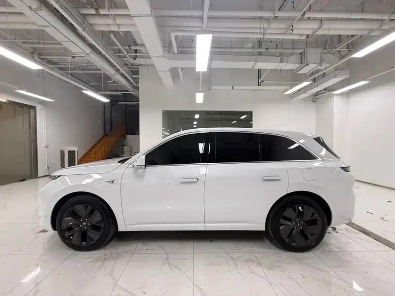 Li Auto L6 2024 Max Edition — миниатюра 3