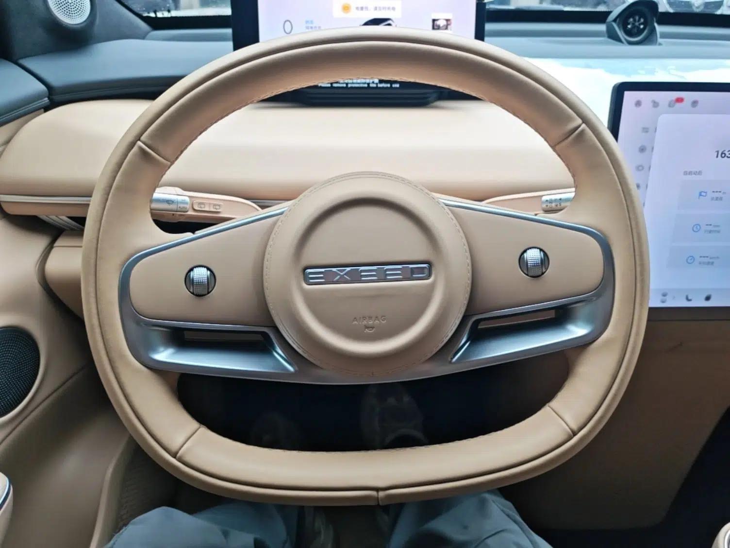 EXEED Star Era ET 2024 Extended-Range 240 Ultra All-Wheel Drive — миниатюра 13