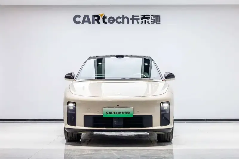 Li Auto i6 2025 AWD Standard Edition — миниатюра 2