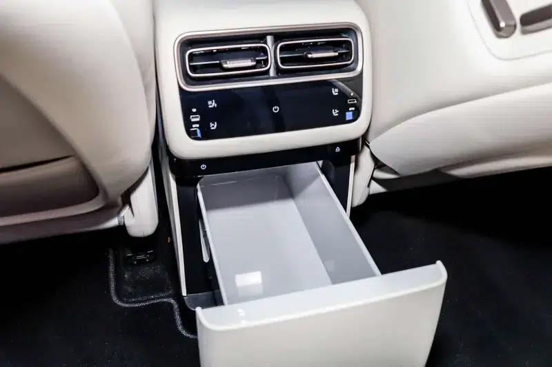 Li Auto i6 2025 AWD Standard Edition — миниатюра 13