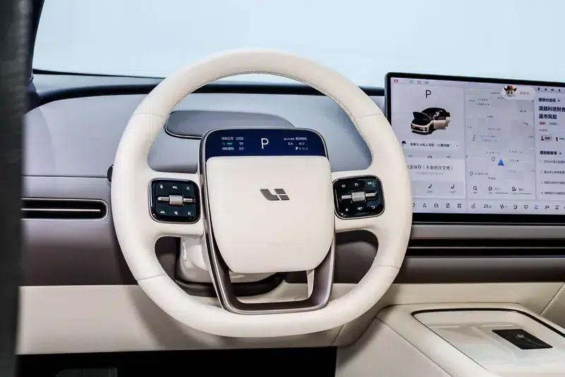 Li Auto i6 2025 AWD Standard Edition — миниатюра 21