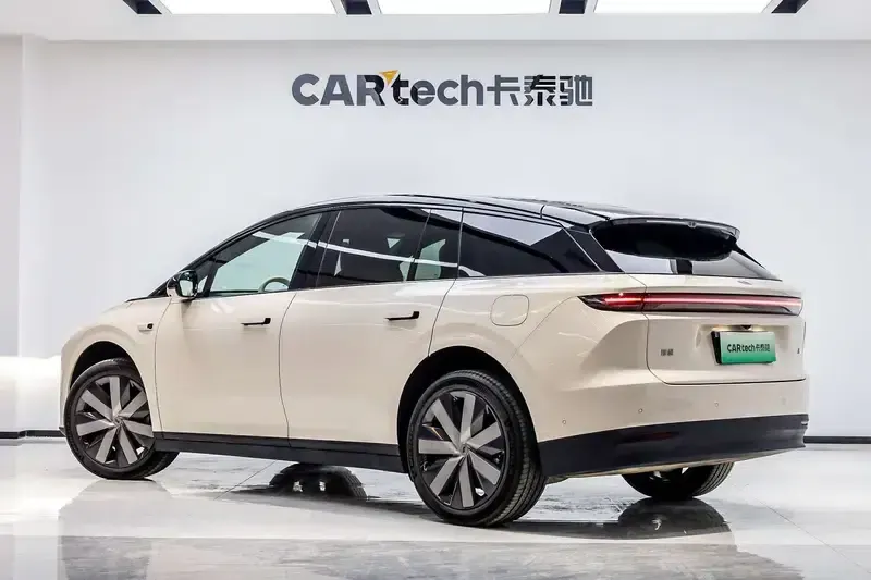 Li Auto i6 2025 AWD Standard Edition — миниатюра 4