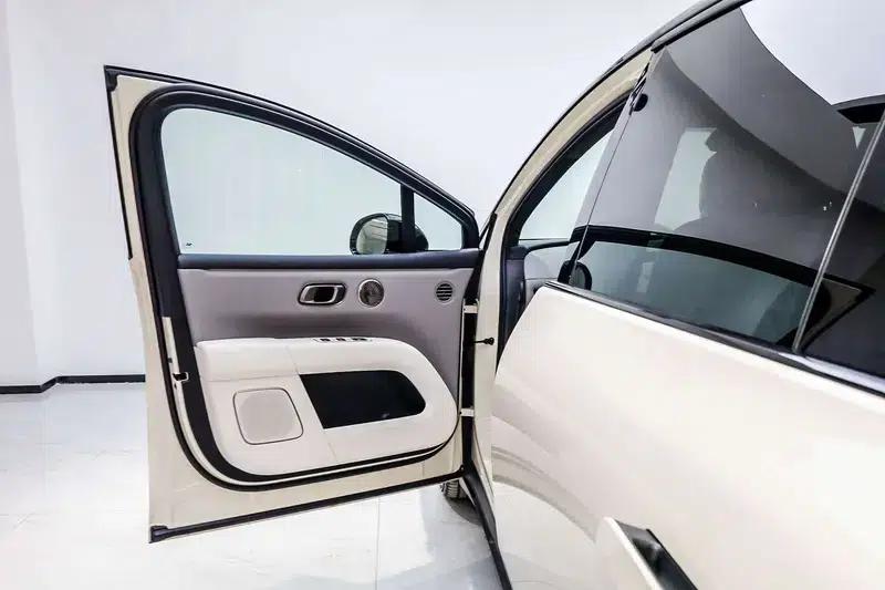 Li Auto i6 2025 AWD Standard Edition — миниатюра 31