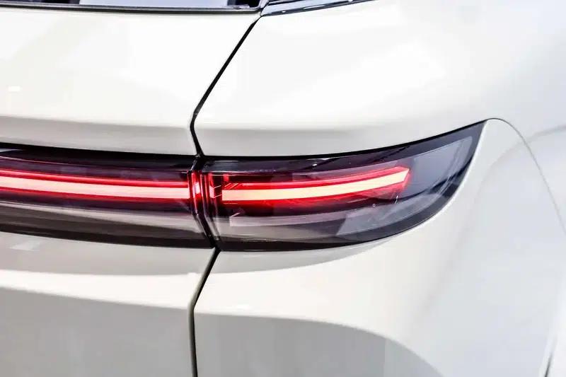 Li Auto i6 2025 AWD Standard Edition — миниатюра 6