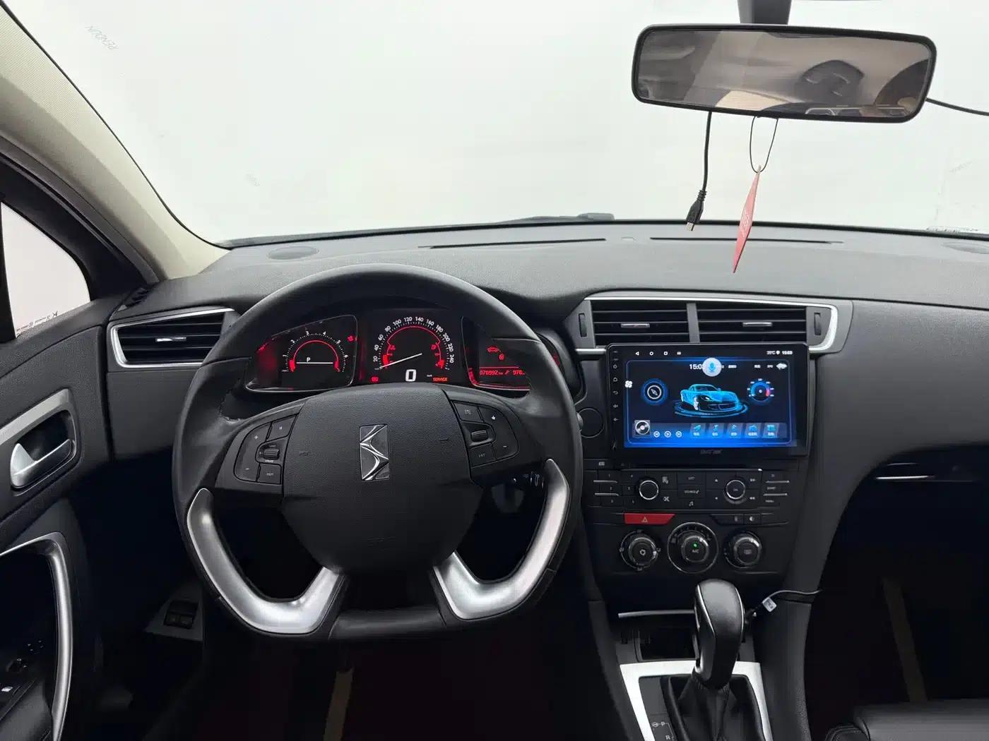 DS 5LS 2014 1.8L Elegant Edition VTi140 — миниатюра 12