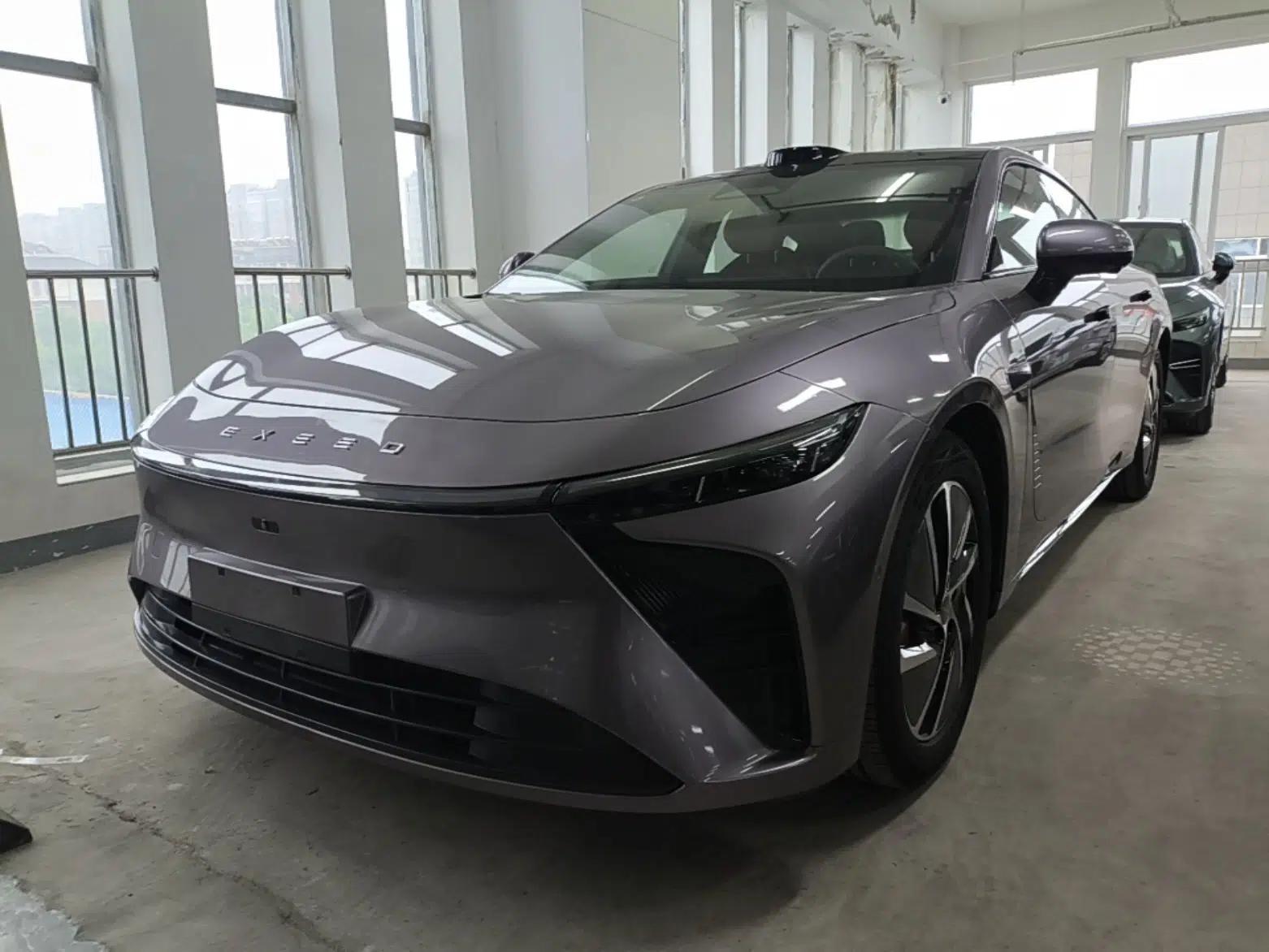 EXEED Star Era ES 2025 Extended-Range Max Urban Assisted Driving — миниатюра 1