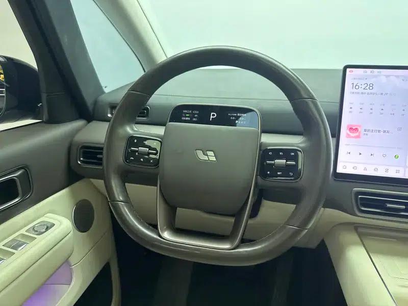 Li Auto MEGA 2024 Ultra Edition — миниатюра 16