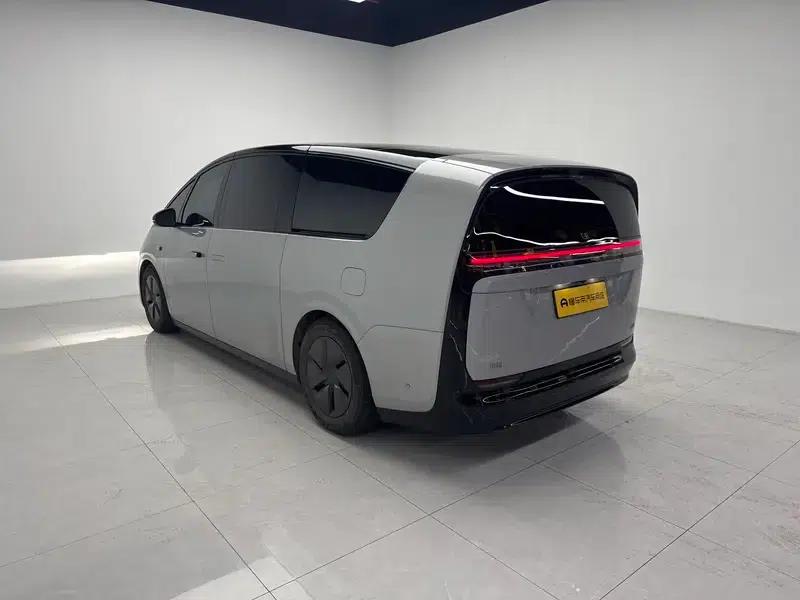 Li Auto MEGA 2024 Ultra Edition — миниатюра 5