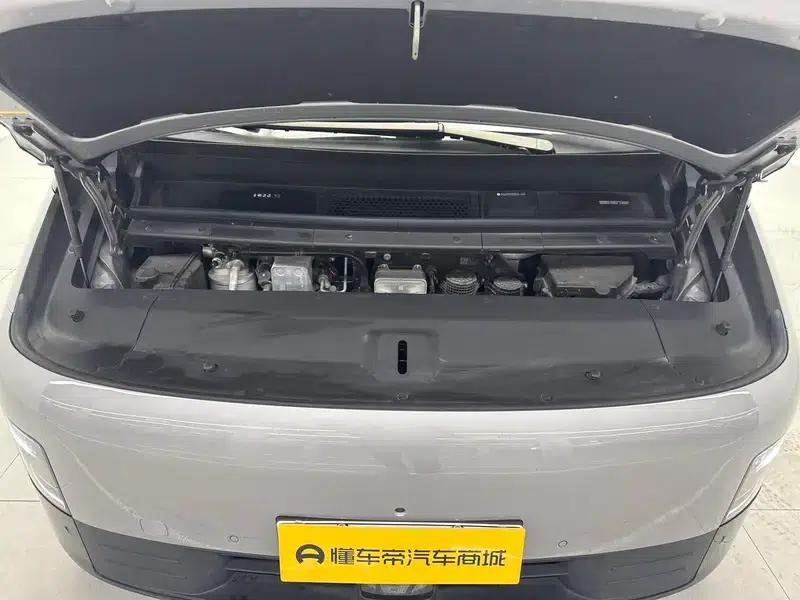 Li Auto MEGA 2024 Ultra Edition — миниатюра 10