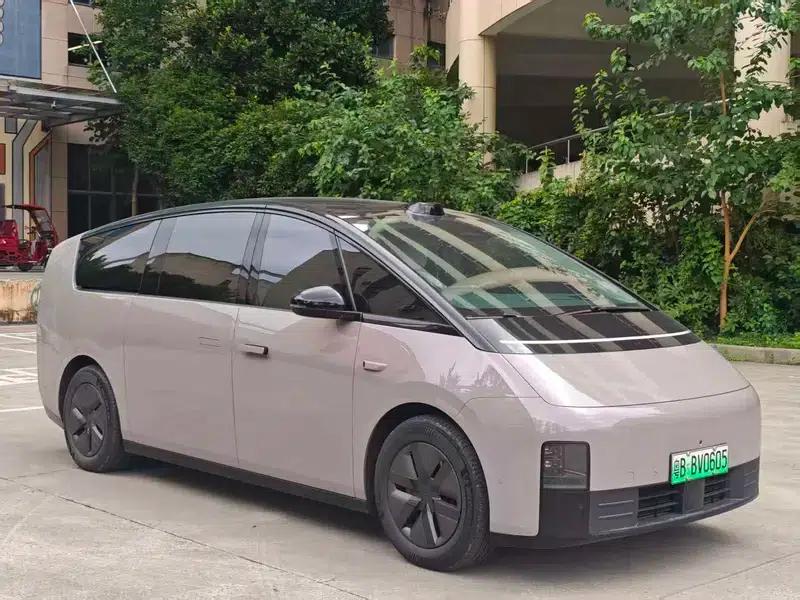 Li Auto MEGA 2024 Ultra Edition — миниатюра 2