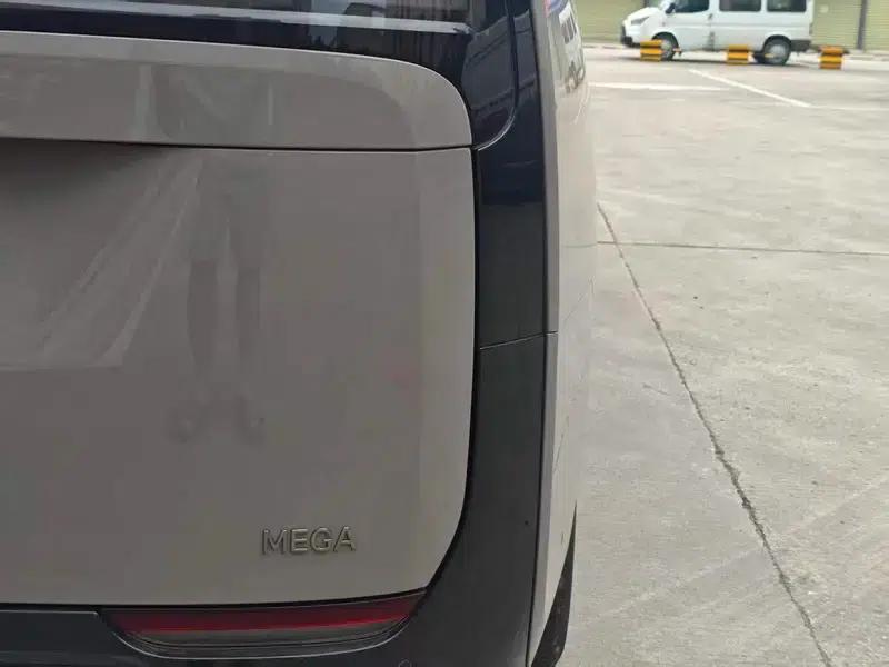 Li Auto MEGA 2024 Ultra Edition — миниатюра 6