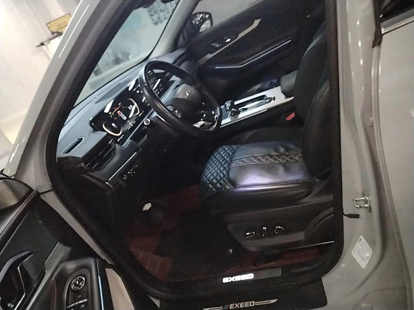 EXEED Lingyun 2021 400T Two-Wheel Drive Star Prestige Edition — миниатюра 17