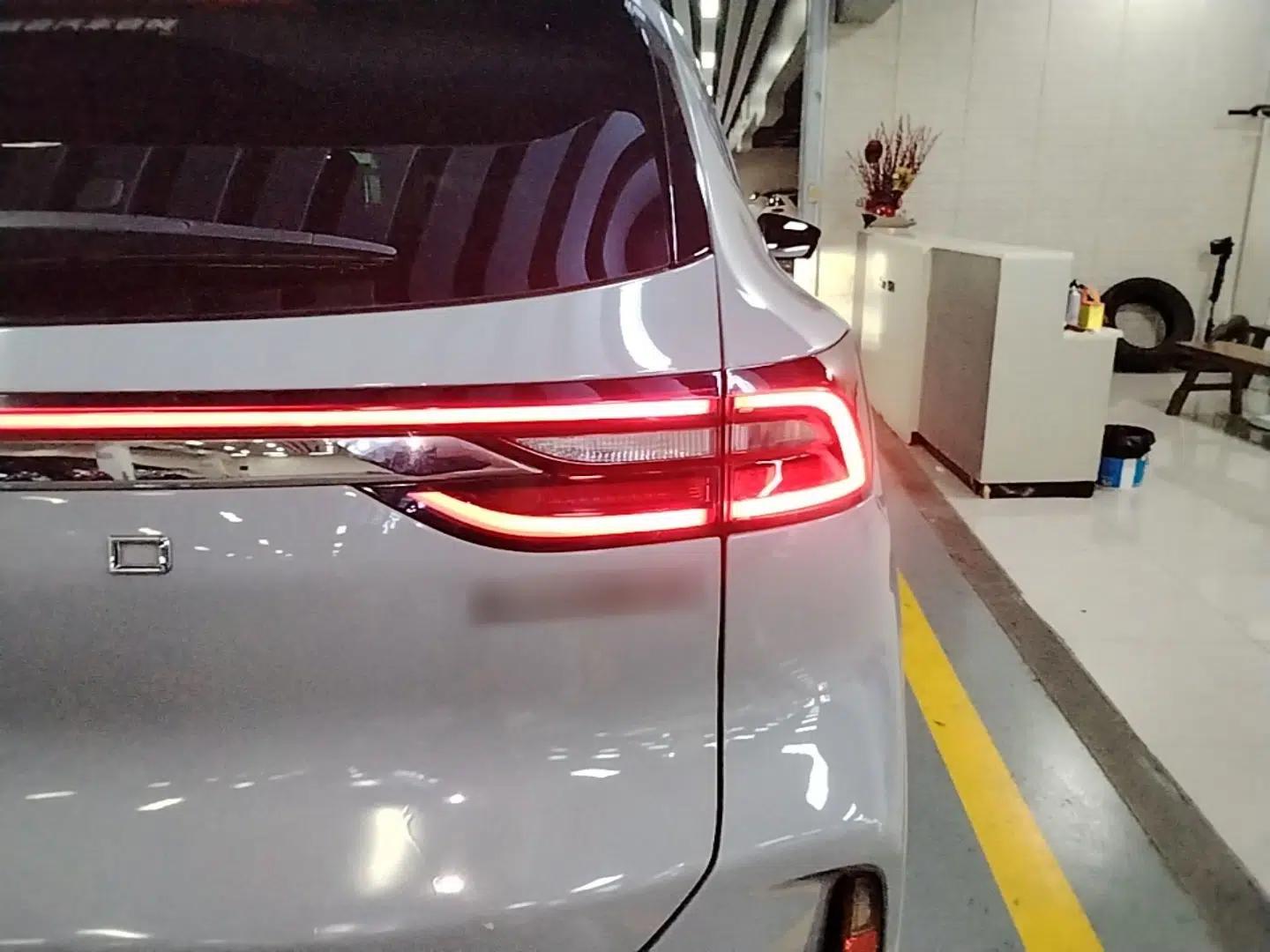 EXEED Lingyun 2021 400T Two-Wheel Drive Star Prestige Edition — миниатюра 9