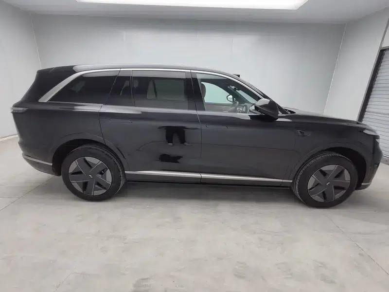 2025 Hyundai L90 Rear-wheel Drive 6-seater Pure Electric Factory Custom Edition — миниатюра 8
