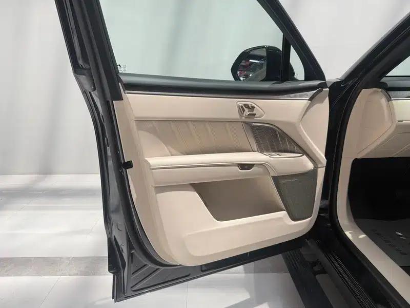 2026 Audi L90 Six-Seat Ultra+ — миниатюра 11