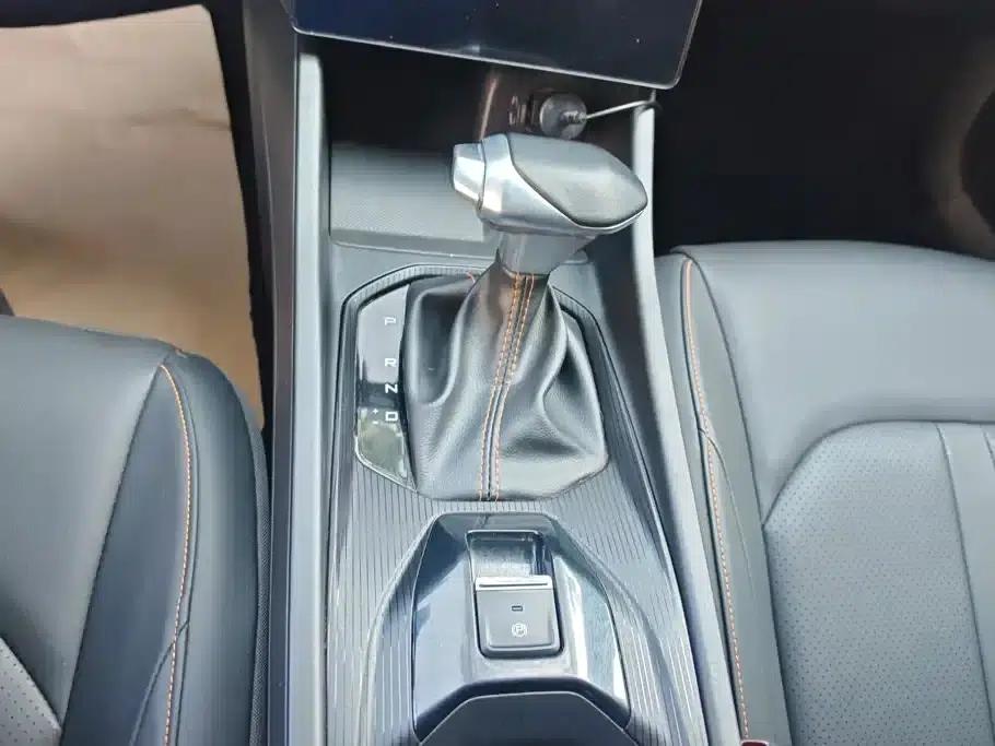 Aeolus Yixuan 2024 1.5L Automatic Sport Edition — миниатюра 16
