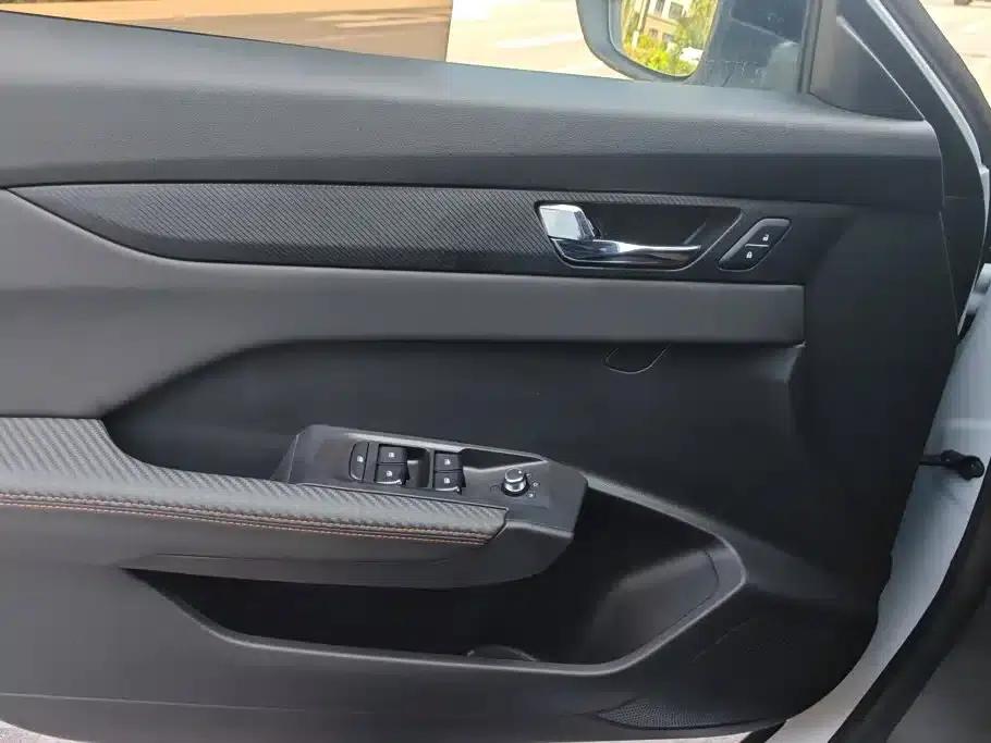 Aeolus Yixuan 2024 1.5L Automatic Sport Edition — миниатюра 7