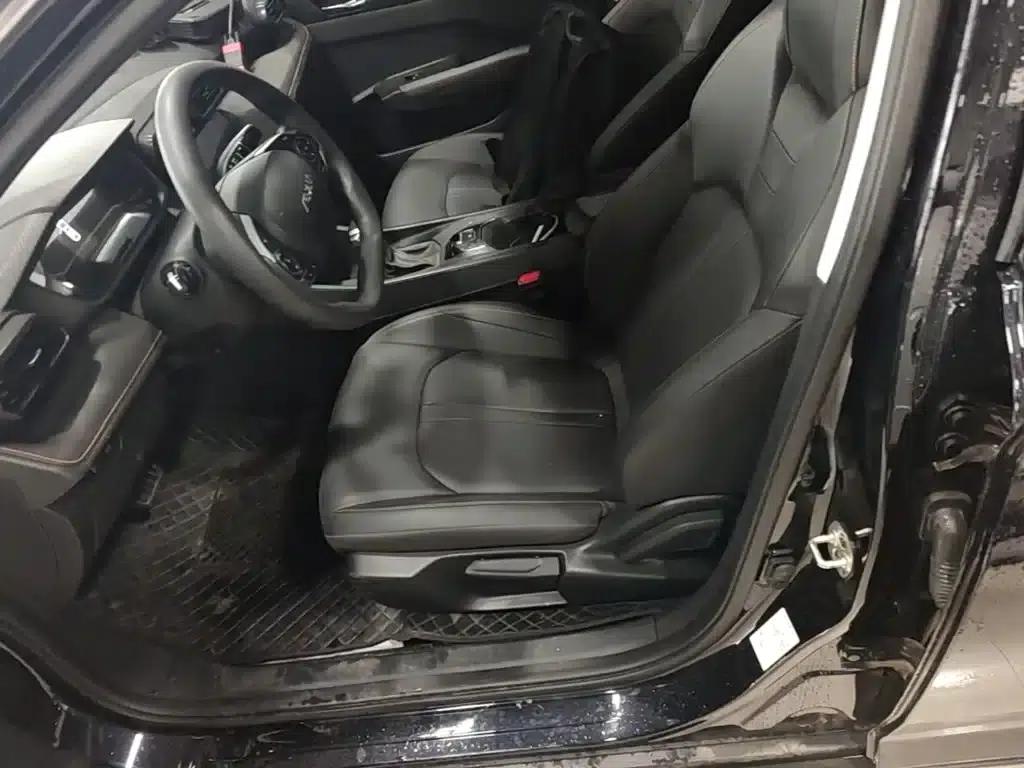Aeolus Yixuan 2025 1.5L Automatic Luxury Edition — миниатюра 15