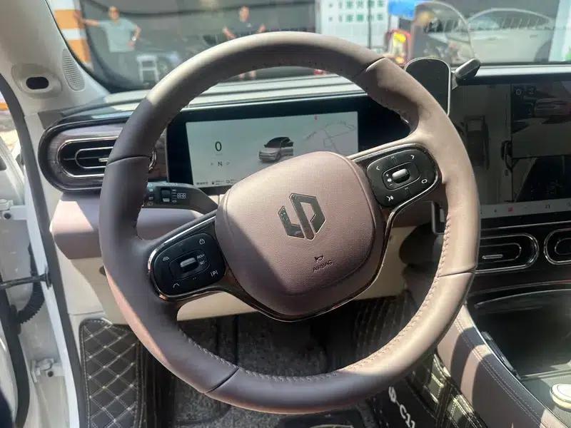 Leapmotor C11 2024 Range Extended Electric 300 Premium Edition — миниатюра 7