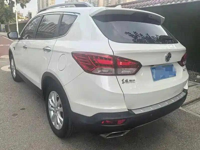Dongfeng Fengshen AX7 2016 Model 2.0L Automatic Smart Edition — миниатюра 16