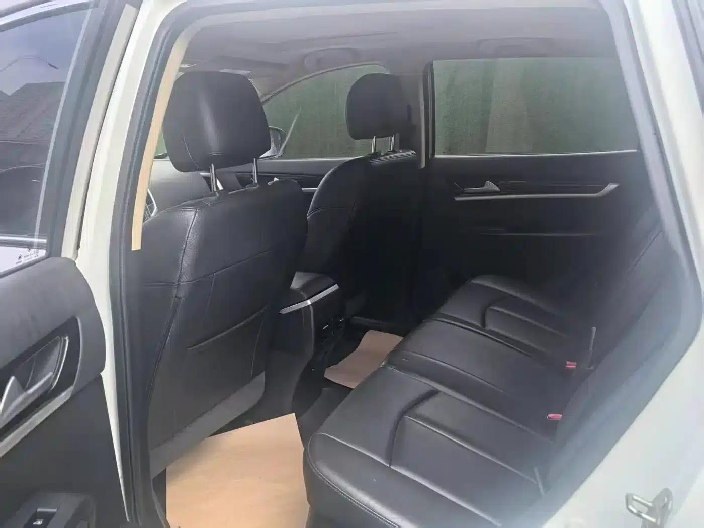 Dongfeng Fengshen AX7 2016 Model 2.0L Automatic Smart Edition — миниатюра 9