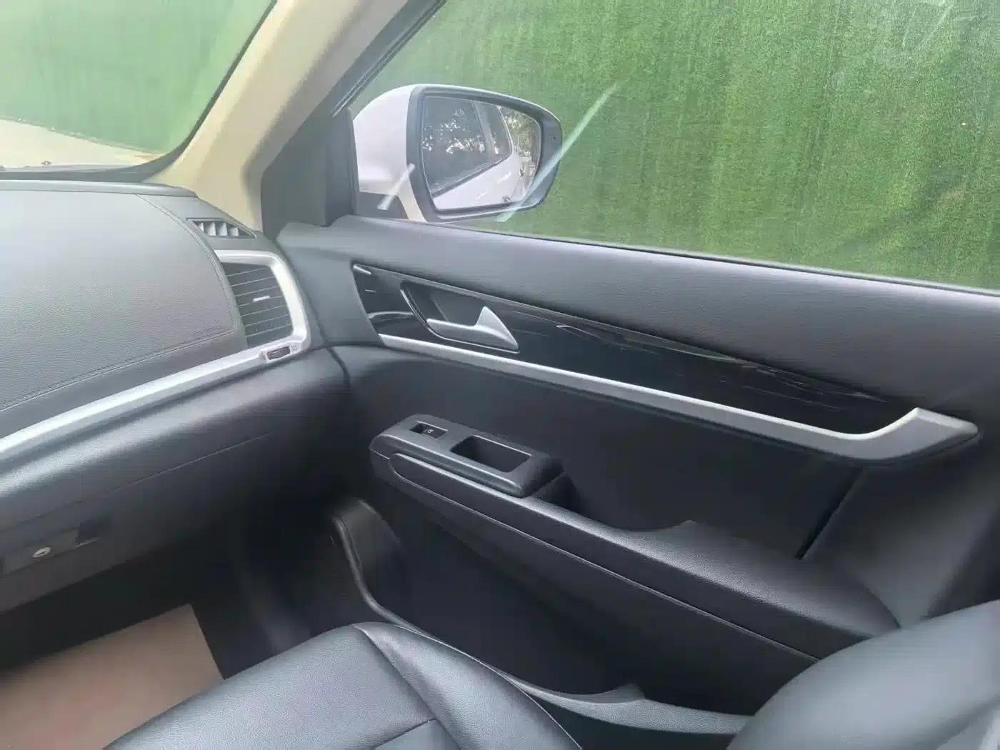Dongfeng Fengshen AX7 2016 Model 2.0L Automatic Smart Edition — миниатюра 10