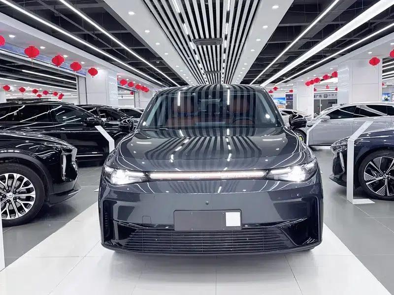 Leapmotor C10 2024 Range Extended Electric Vehicle 210 LiDAR Edition — миниатюра 2