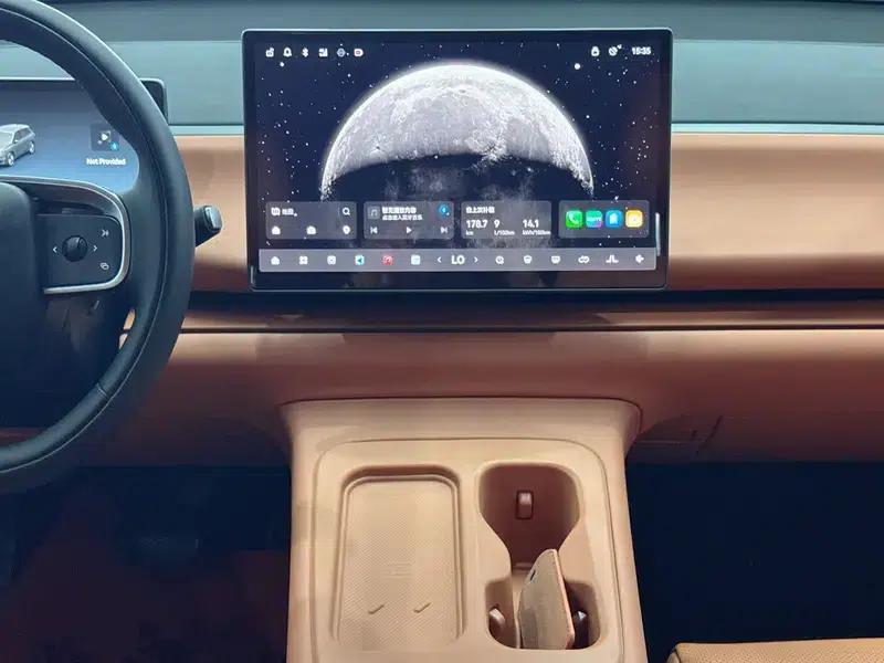 Leapmotor C10 2024 Range Extended Electric Vehicle 210 LiDAR Edition — миниатюра 9