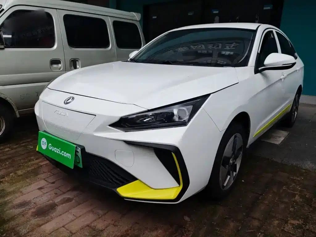 Dongfeng Fengshen E70 2023 Facelift PRO Smart Edition — миниатюра 1