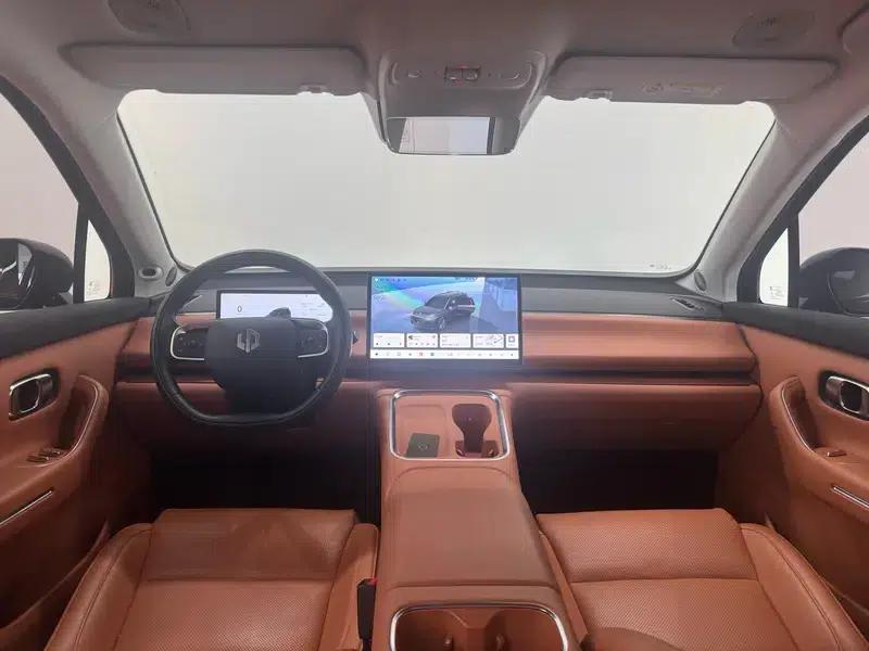 Leapmotor C16 2026 Range Extended Electric Vehicle, 280 LiDAR Smart Edition, 6-Seater — миниатюра 14