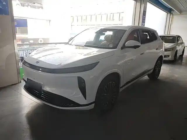 Dongfeng Fengshen L8 2025 Model 185KM Dream Edition