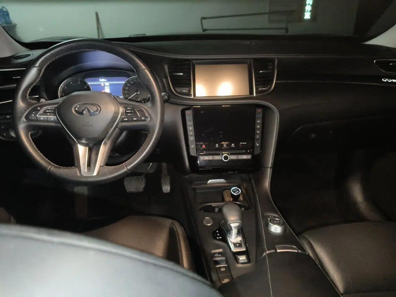 Infiniti QX50 2018 2.0T Two-Wheel Drive Fashion Edition — миниатюра 18