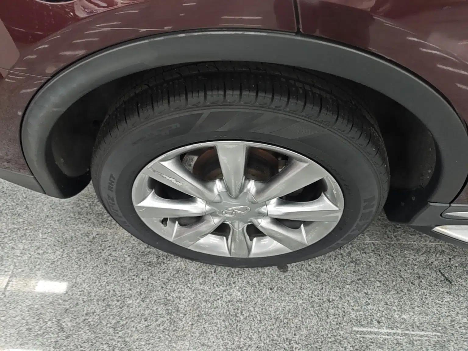 Infiniti QX50 2015 2.5L Enjoyment Edition — миниатюра 11