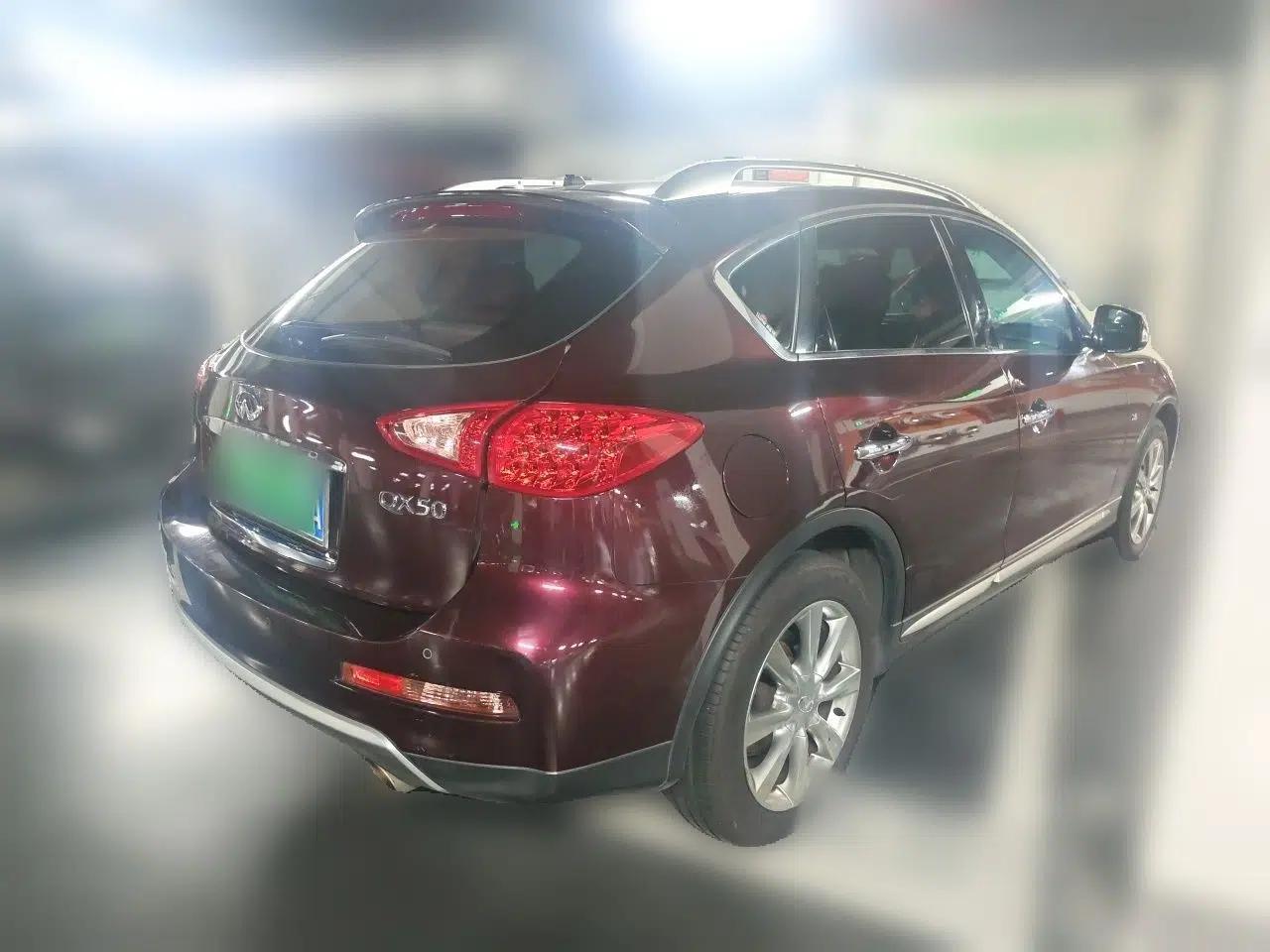 Infiniti QX50 2015 2.5L Enjoyment Edition — миниатюра 6