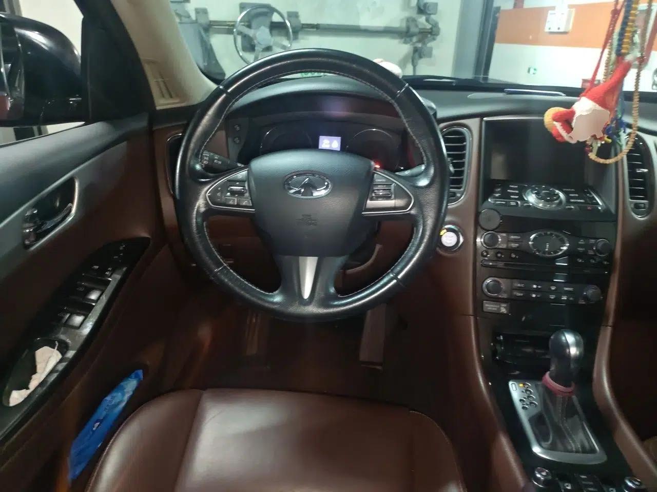 Infiniti QX50 2015 2.5L Enjoyment Edition — миниатюра 10