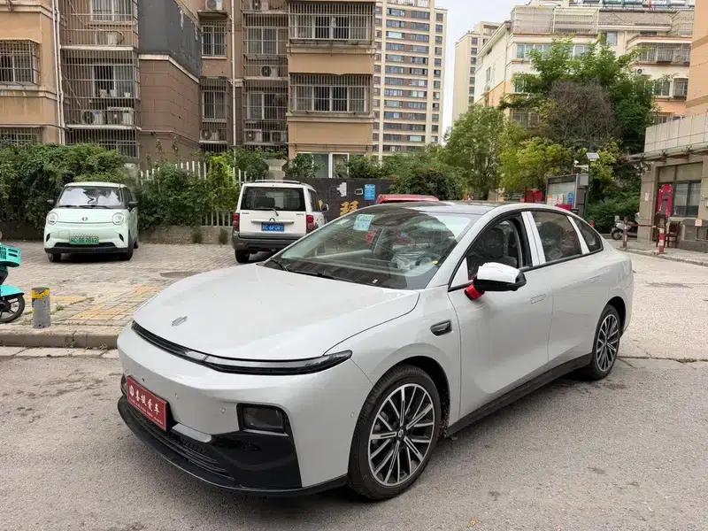 Leapmotor B01 2025 Model 160kW Intelligent Driving Edition — миниатюра 1