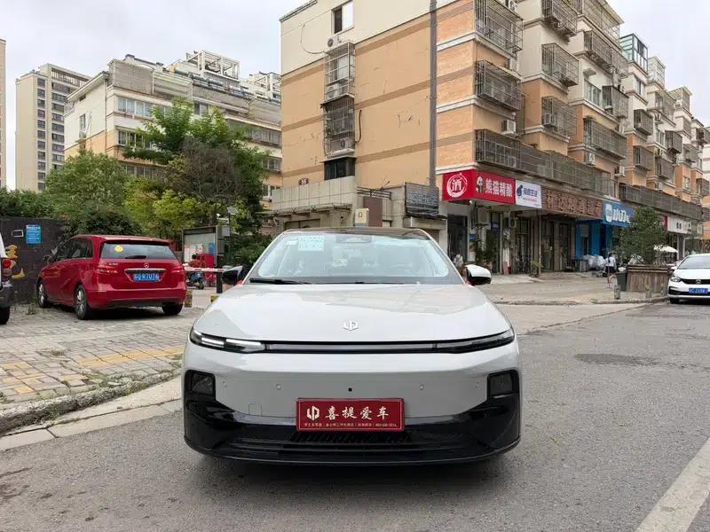 Leapmotor B01 2025 Model 160kW Intelligent Driving Edition — миниатюра 2