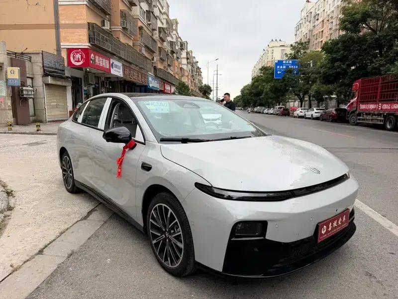 Leapmotor B01 2025 Model 160kW Intelligent Driving Edition — миниатюра 3