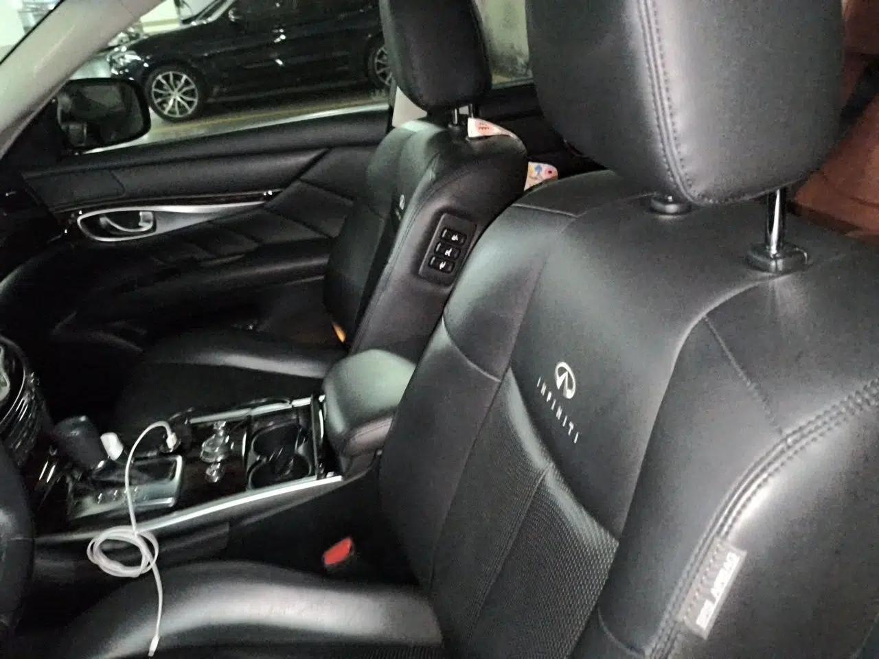 Infiniti Q70 2013 Q70L 2.5L Comfort Edition — миниатюра 15