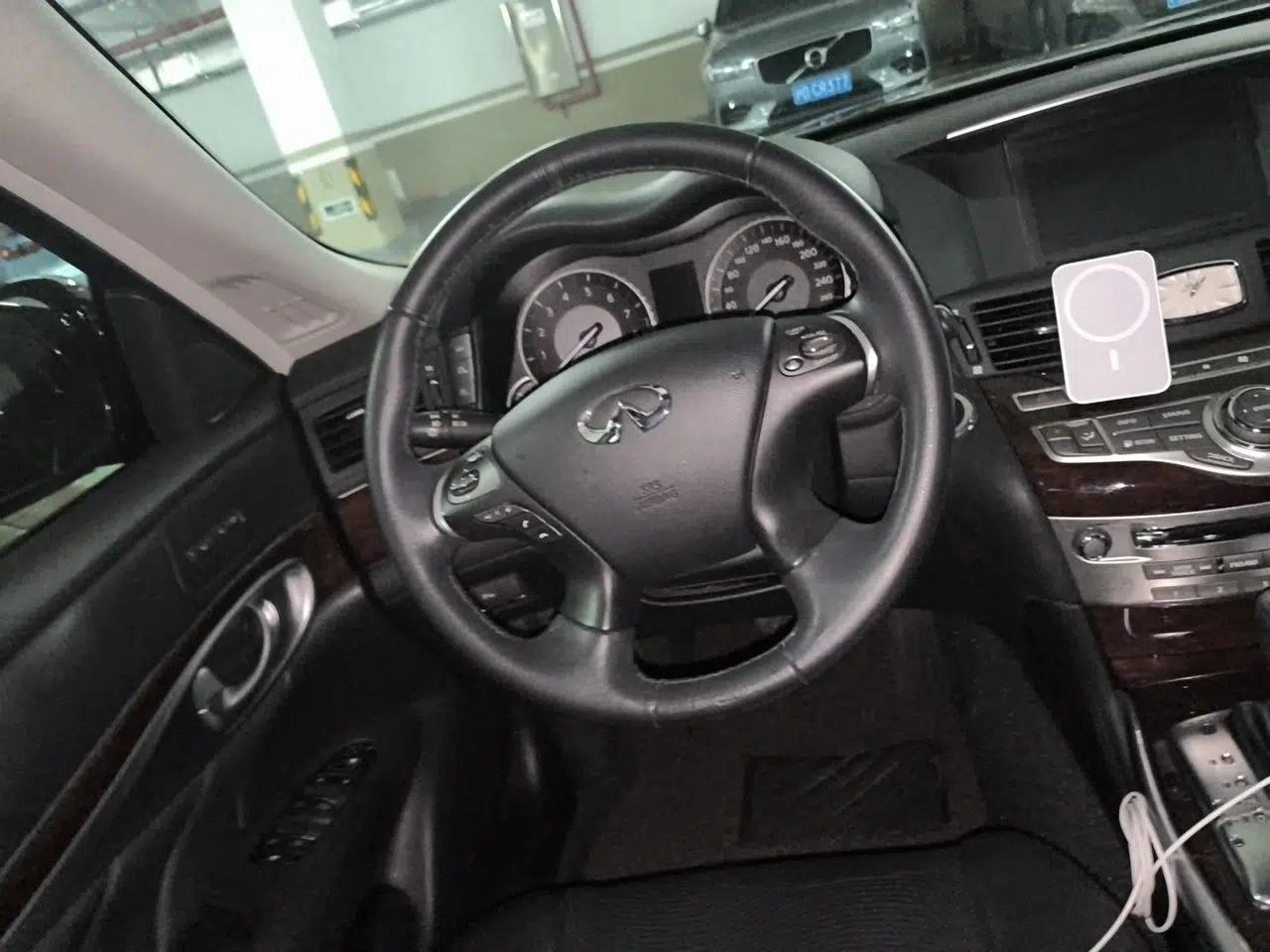 Infiniti Q70 2013 Q70L 2.5L Comfort Edition — миниатюра 10
