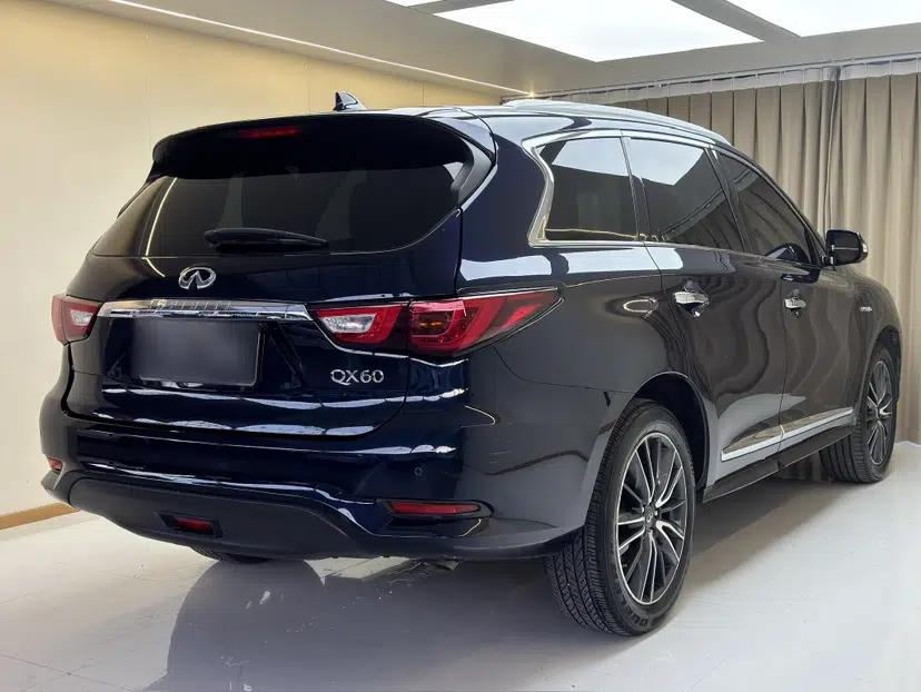 Infiniti QX60 2016 2.5 S/C Hybrid Two-Wheel-Drive Excellence Edition China V Standard — миниатюра 12