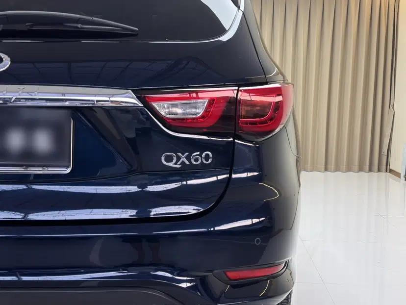 Infiniti QX60 2016 2.5 S/C Hybrid Two-Wheel-Drive Excellence Edition China V Standard — миниатюра 13