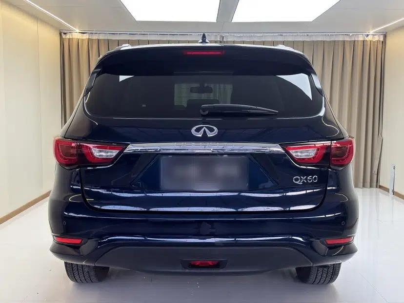 Infiniti QX60 2016 2.5 S/C Hybrid Two-Wheel-Drive Excellence Edition China V Standard — миниатюра 19