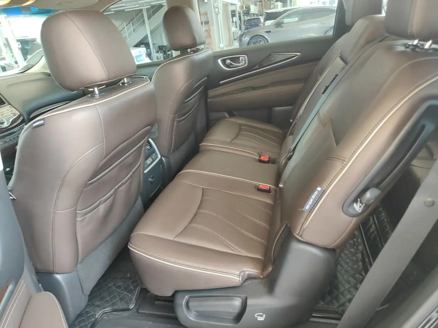 Infiniti QX60 2016 2.5 S/C Hybrid Two-Wheel-Drive Excellence Edition China V Standard — миниатюра 31