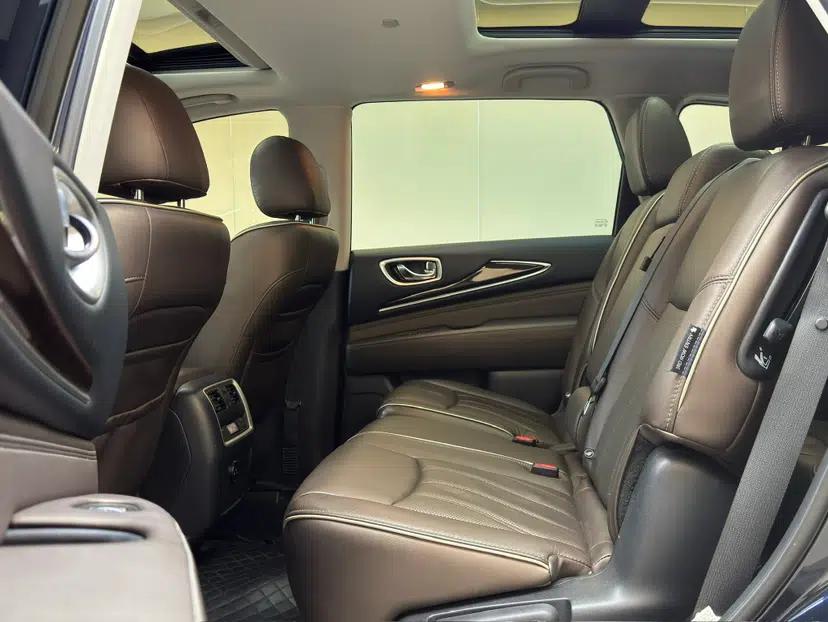 Infiniti QX60 2016 2.5 S/C Hybrid Two-Wheel-Drive Excellence Edition China V Standard — миниатюра 40